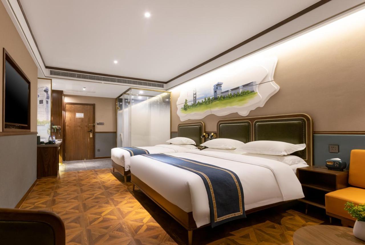 Time Traveller Boutique - Near National Olympic Sports Center , National Stadium , Olympic Forest Park , China Ethnic Museum, Guanzhuang Subway Station, Free Laundry, Free Customized Tour Itinerary 4* Beijing